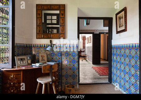 Belle mosaïque dans l'étude, le bureau à domicile au Maroc Marrakech Banque D'Images
