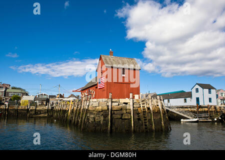 Hangar de stockage rouge, Rockport, un petit village de pêcheurs dans le Massachusetts, New England, usa Banque D'Images