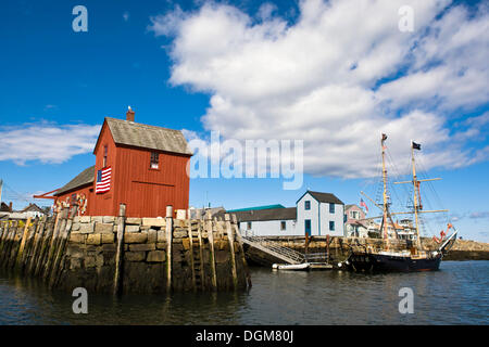 Hangar de stockage rouge, Rockport, un petit village de pêcheurs dans le Massachusetts, New England, usa Banque D'Images