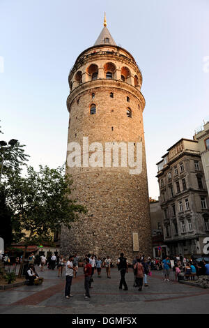 La tour de Galata, tour de Galata Kulesi, Beyoglu, Istanbul, Turquie Banque D'Images