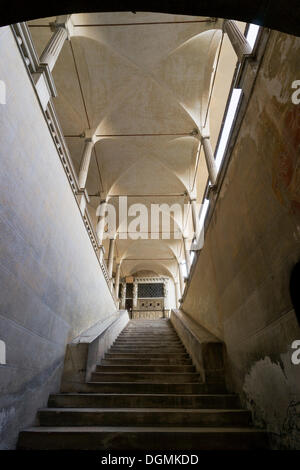 Des escaliers à Saint Palais de Pilate, UNESCO World Heritage Site, Sacro Monte di Varallo, Varallo, Région Piémont, Italie Banque D'Images