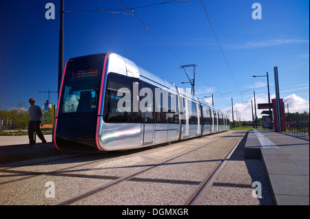 Nouveau système de tramway, Tours, Indre-et-Loire, France Banque D'Images