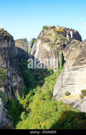 Vue sur le Monastère de Sainte Grand Meteoron, Météores, Grèce Banque D'Images