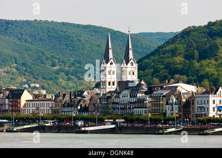 Rhin waterfront avec Severus, église, Boppard Rhénanie-palatinat Banque D'Images