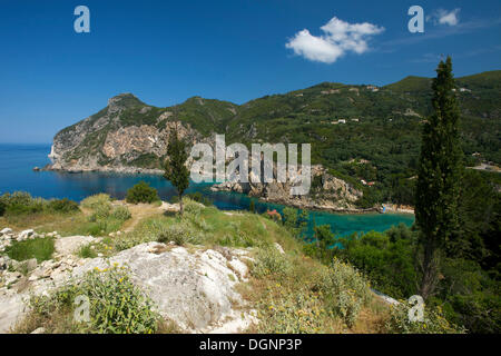 Côte de Paleokastritsa, Corfou, îles Ioniennes, Grèce, Europe Banque D'Images