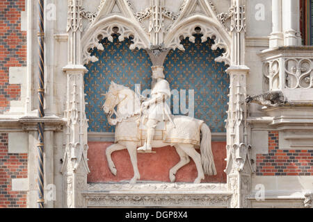 Statue équestre de Louis XII sur la façade du château de Blois, Département Loir-et-Cher, région Centre, France, Europe Banque D'Images