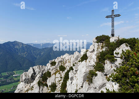 Sommet cross sur Katrin mountain, Katergebirge montagnes près de Bad Ischl, Salzkammergut resort area, quart de région Banque D'Images