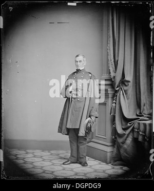 Le major Robert Anderson est un officier de l'armée américaine surtout connu pour son rôle dans les premières étapes de la guerre de Sécession, en particulier pour son commandement du fort Sumter lors de son bombardement en 1861. Banque D'Images