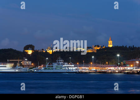 Le Palais de Topkapi, Topkapi Sarayi, corne d'or, Istanbul, côté européen, la Turquie, l'Europe, PublicGround Banque D'Images