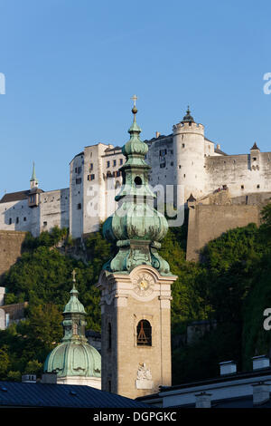 Église de l'abbaye de Saint Pierre, le château de Hohensalzburg, Salzburg, Autriche, Europe, PublicGround Banque D'Images