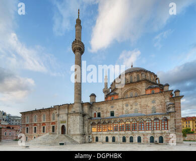 Camii ou Mosquée Laleli Tulip, ville historique d'Istanbul, Laleli, Istanbul, côté européen, Istanbul, Turquie Province Banque D'Images