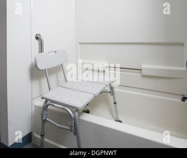 Baignoire Douche en chaire Handicap Banque D'Images