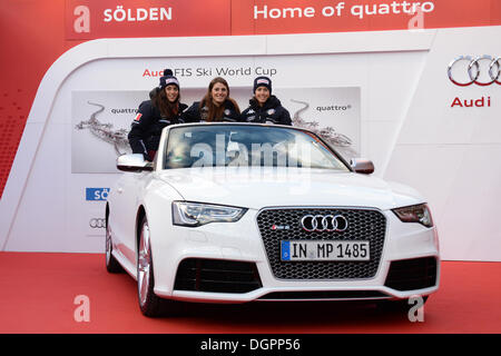 Sölden, Autriche. 24 Oct, 2013. L'Italie de l'équipe au cours de la conférence de presse Audi avant la coupe du monde de ski alpin course d'ouverture le 21 octobre, 2013 à Soelden, Autriche, (Photo de Mitchell Gunn/ESPA) : Crédit photographique/Agence européenne du sport Alamy Live News Banque D'Images