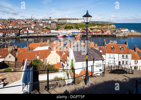 Les 199 marches à Whitby, North Yorkshire. Banque D'Images