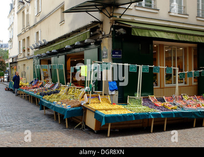 Jardiniers rue Mouffetard,Paris,France Banque D'Images