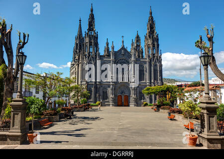 Église de San Juan Bautista, Arucas, Gran Canaria, Îles Canaries, Espagne, Europe, PublicGround Banque D'Images