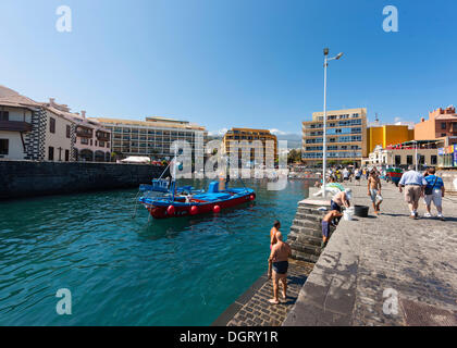 Port de pêche, à Punta Brava, Puerto de la Cruz, Tenerife, Canaries, Espagne Banque D'Images