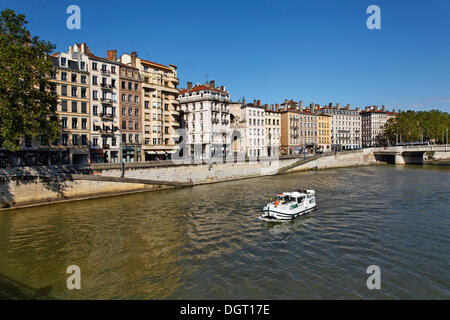 Péniche sur la Saône à Lyon, Quai Saint-Vincent, Département du Rhône, France, Europe Banque D'Images