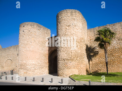 Puerta de Almocabar fortifications murs historiques, Ronda, province de Malaga, Espagne Banque D'Images