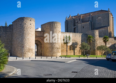 Puerta de Almocabar fortifications murs historiques, Ronda, province de Malaga, Espagne Banque D'Images