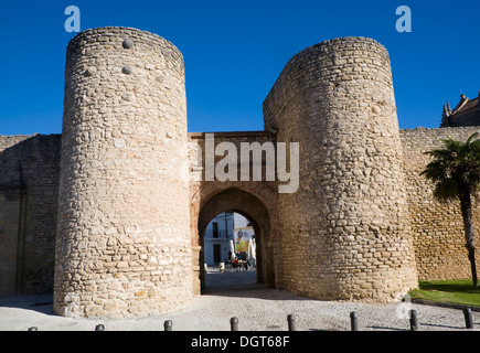 Puerta de Almocabar fortifications murs historiques, Ronda, province de Malaga, Espagne Banque D'Images