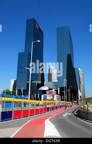 Site de construction à la gare principale, la gare centrale, à l'arrière la Delftse Poort office building à l'Weena Banque D'Images