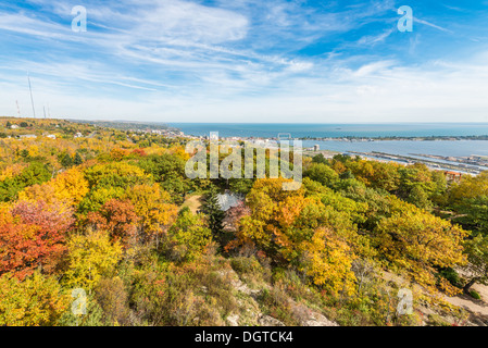 Scène de couleur d'automne près du lac Supérieur Banque D'Images