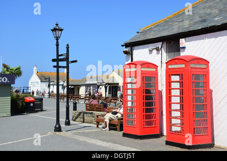 Les boutiques touristiques à Land's End, Cornwall, Péninsule de Penwith, Angleterre, Royaume-Uni Banque D'Images