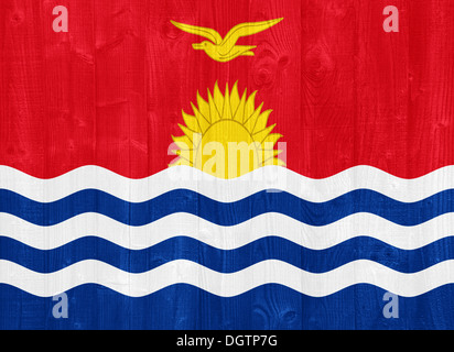 Superbe drapeau Kiribati peinte sur une planche en bois texture Banque D'Images