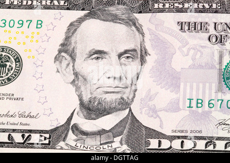 Portrait d'Abraham Lincoln en avant du cinq dollars Banque D'Images