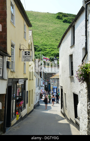 Fore Street, Port Isaac, Cornwall, Angleterre, Royaume-Uni Banque D'Images