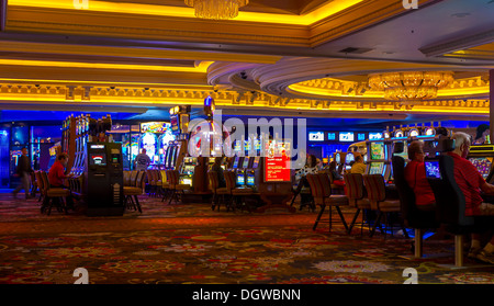 Machines à sous dans un Casino Banque D'Images