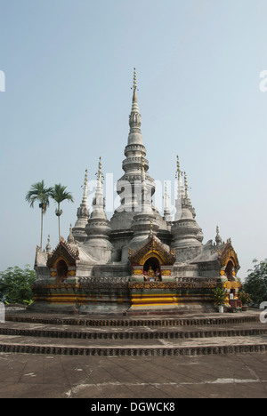 Le bouddhisme Theravada, stupa, pousses de bambou, Pagode, temple Manfeilong à Jinghong Xishuangbanna près de Menglong, District autonome Banque D'Images