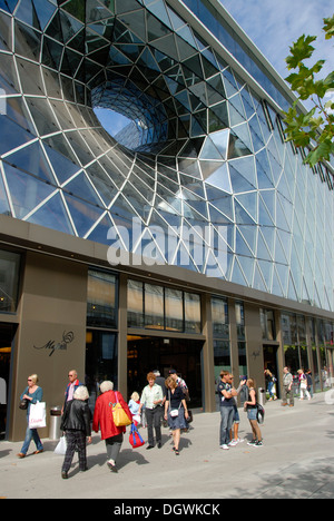 MyZeil shopping centre, entrée, trou dans le verre, avant PalaisQuartier, Zeil, centre-ville, Frankfurt am Main, Hesse Banque D'Images