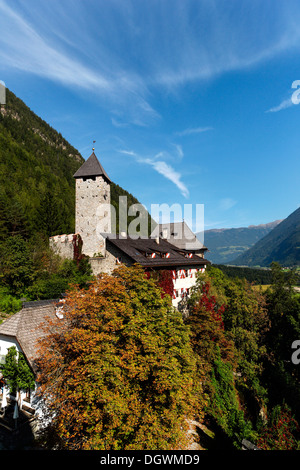 Burg Neuhaus Castle en Gais, gais, Valle Aurina Tauferer, province du Tyrol du Sud, Vénétie, Italie Banque D'Images
