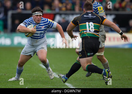 Northampton, Royaume-Uni. 26Th Oct 2013. Action de la Aviva Premiership match entre Northampton Saints et Saracens joué à Franklin's Gardens, Northampton . Credit : Graham Wilson/Alamy Live News Banque D'Images