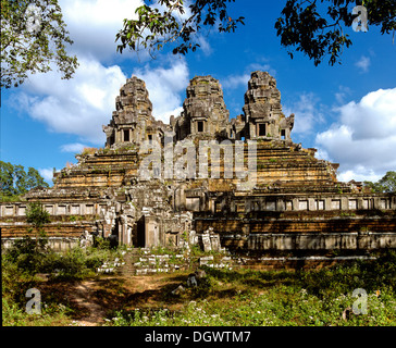 Ta Keo ou Prasat Keo, temple pyramide avec tours, Angkor, Siem Reap, la Province de Siem Reap, Cambodge Banque D'Images