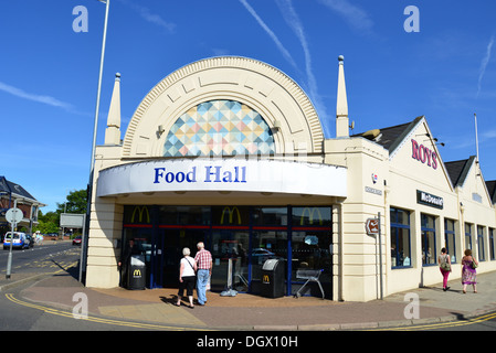 Roys de Wroxham Food Hall, Stelham Road, Wroxham, Norfolk Broads, Norfolk, Angleterre, Royaume-Uni Banque D'Images