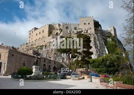 Château, fort, Caccamo, Sicile, Italie, Europe Banque D'Images