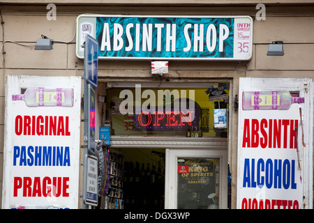 L'Absinthe shop Prague Praha République Tchèque Banque D'Images