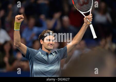 Bâle, Suisse. 26Th Oct, 2013. Tennis intérieur championshps suisse. Roger Federer : Action Crédit SUI Plus Sport/Alamy Live News Banque D'Images
