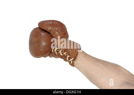 La main à partir de gant de boxe - sur fond blanc Banque D'Images