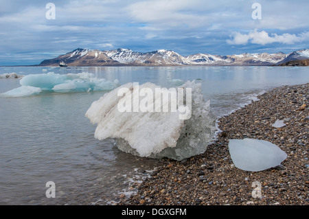 Kongsfjorden, la côte ouest du Spitzberg, archipel du Svalbard, Norvège Banque D'Images