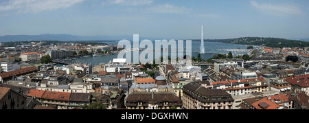 Vue panoramique de Genève avec le lac de Genève et du Jet d'eau, Genève, Suisse, Europe Banque D'Images