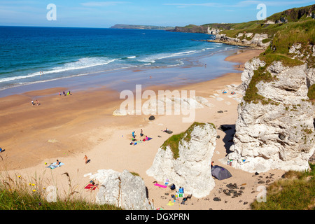 La plage de White Rocks, Portrush, l'Irlande du Nord Banque D'Images