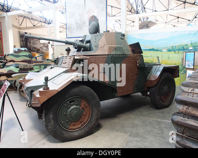 AMD Panhard 178 dans le tank museum, Saumur, France, pic-3 Banque D'Images