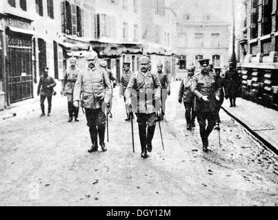 Ancienne photo de commandant suprême allemand Paul von Hindenburg à Spa, en Belgique, en 1918, la PREMIÈRE GUERRE MONDIALE Banque D'Images