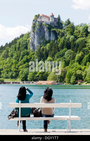 Château au-dessus de lac de Bled en Bled, Slovénie, Europe, Bled, Haute-Carniole, Slovénie Banque D'Images