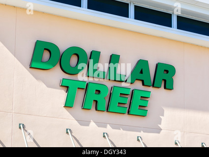 Dollar Tree Store, Posner Park, près de Haines City, Central Florida, USA Banque D'Images