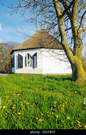 Chapelle dans le village de pêcheurs de Vitt au Cap Arkona, l'île de Rügen, Mecklembourg-Poméranie-Occidentale Banque D'Images